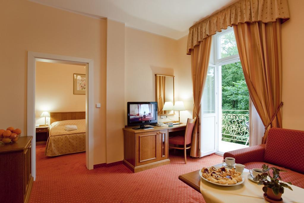 Ensana Vltava Hotel มาเรียอานซเกลาซนี ห้อง รูปภาพ