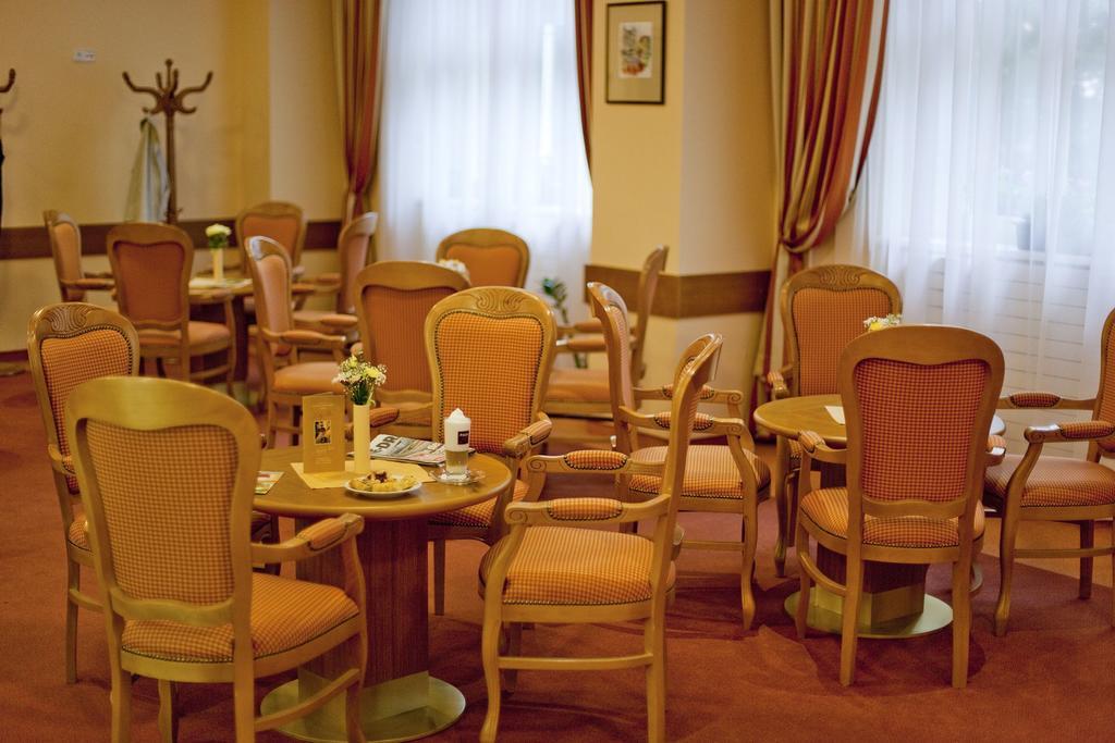 Ensana Vltava Hotel มาเรียอานซเกลาซนี ภายนอก รูปภาพ