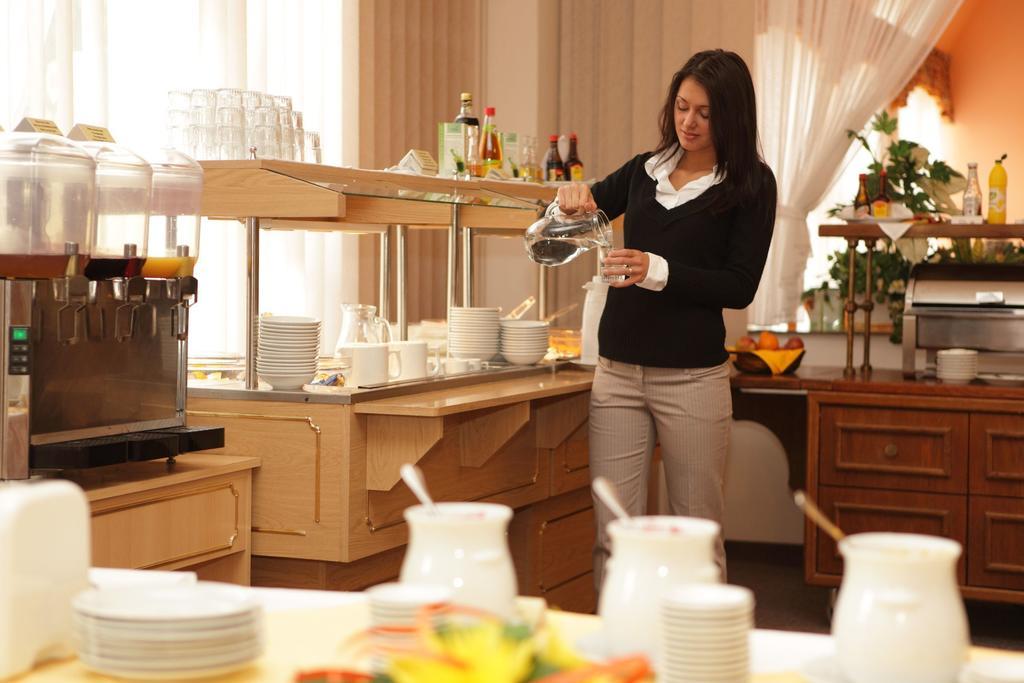 Ensana Vltava Hotel มาเรียอานซเกลาซนี ภายนอก รูปภาพ