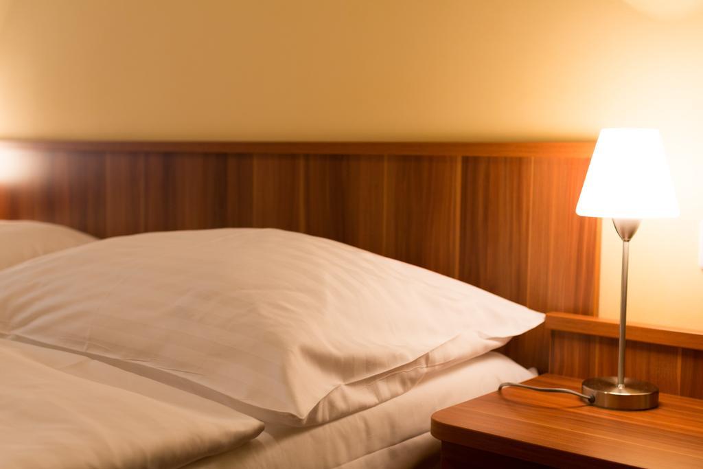 Ensana Vltava Hotel มาเรียอานซเกลาซนี ภายนอก รูปภาพ