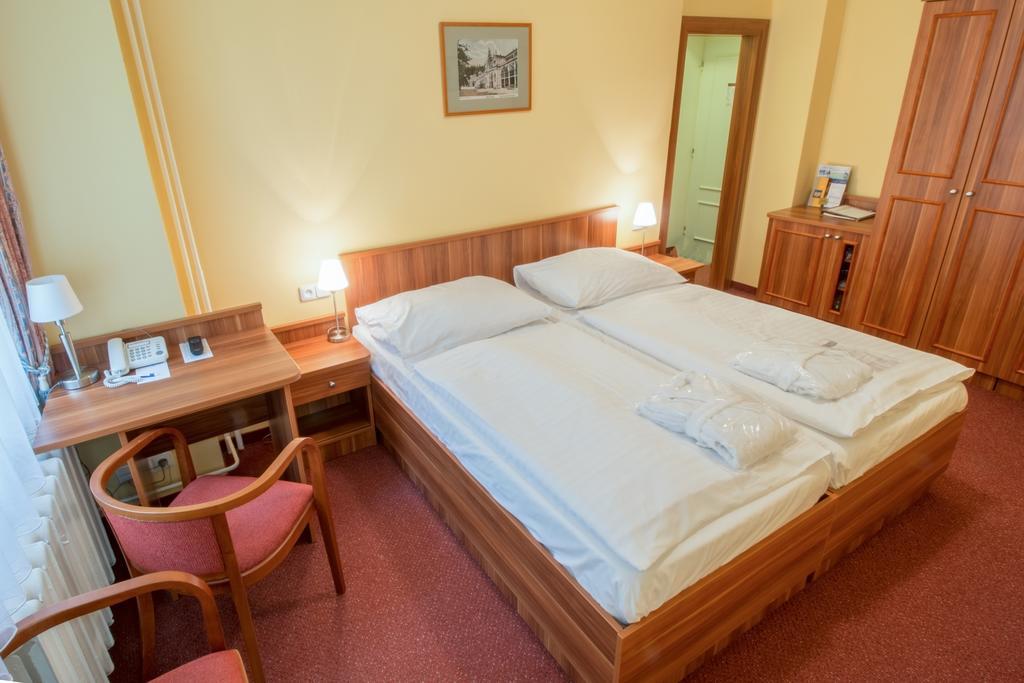 Ensana Vltava Hotel มาเรียอานซเกลาซนี ภายนอก รูปภาพ